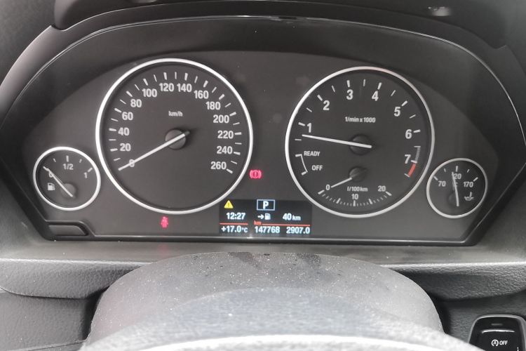 BMW 3 Series 2017 #12 BMW 3 Series 2017 car image #12