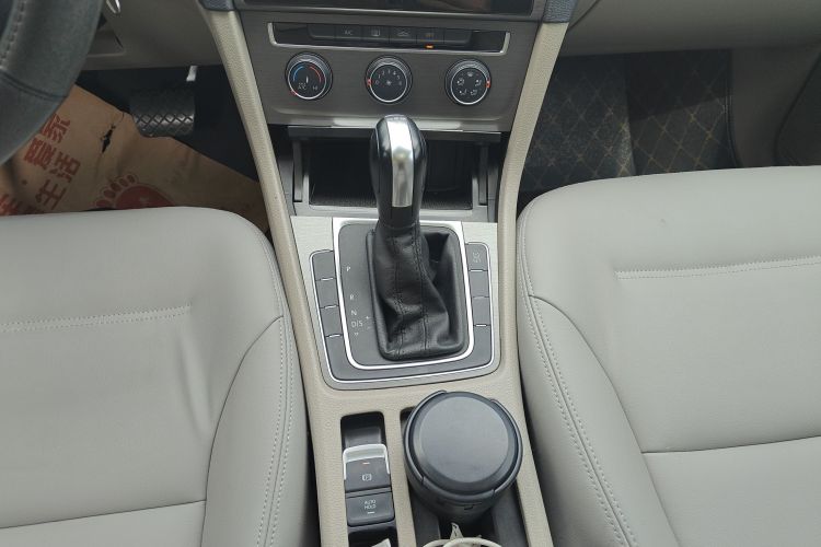 Volkswagen Golf 2016 #14 Volkswagen Golf 2016 car image #14