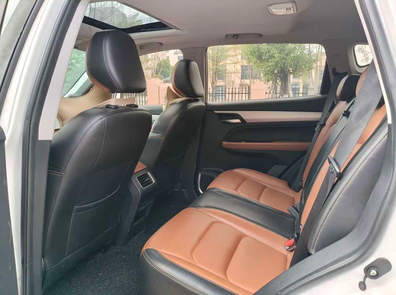 GEELY Vision X6 2020 #4 GEELY Vision X6 2020 car image #4