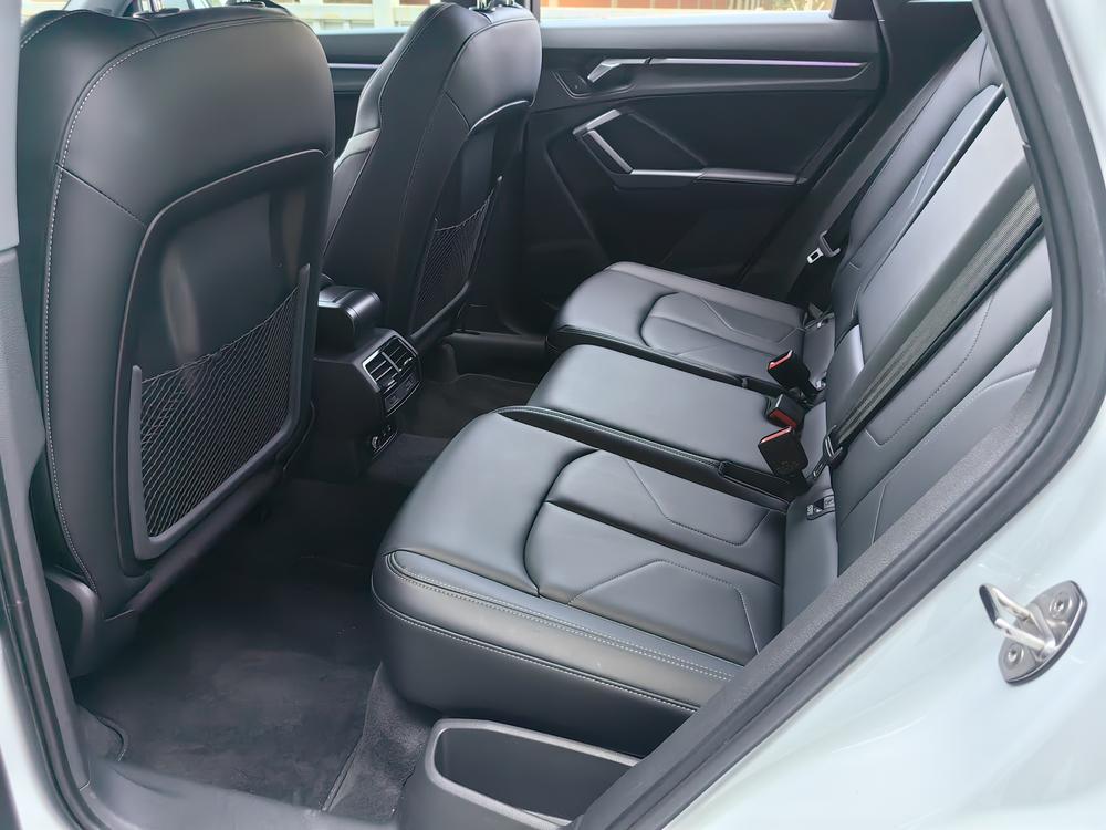 Audi Q3 2024 imagem de carro #15