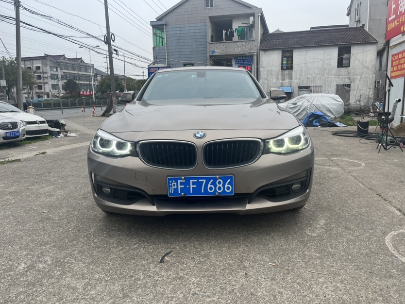 BMW 3 Series GT 2018 صورة سيارة #2