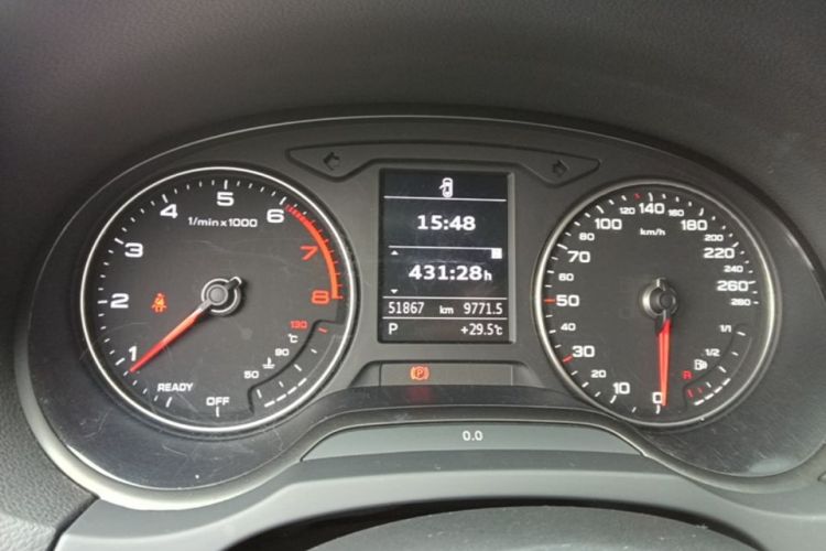 Audi A3 2019 car image #12