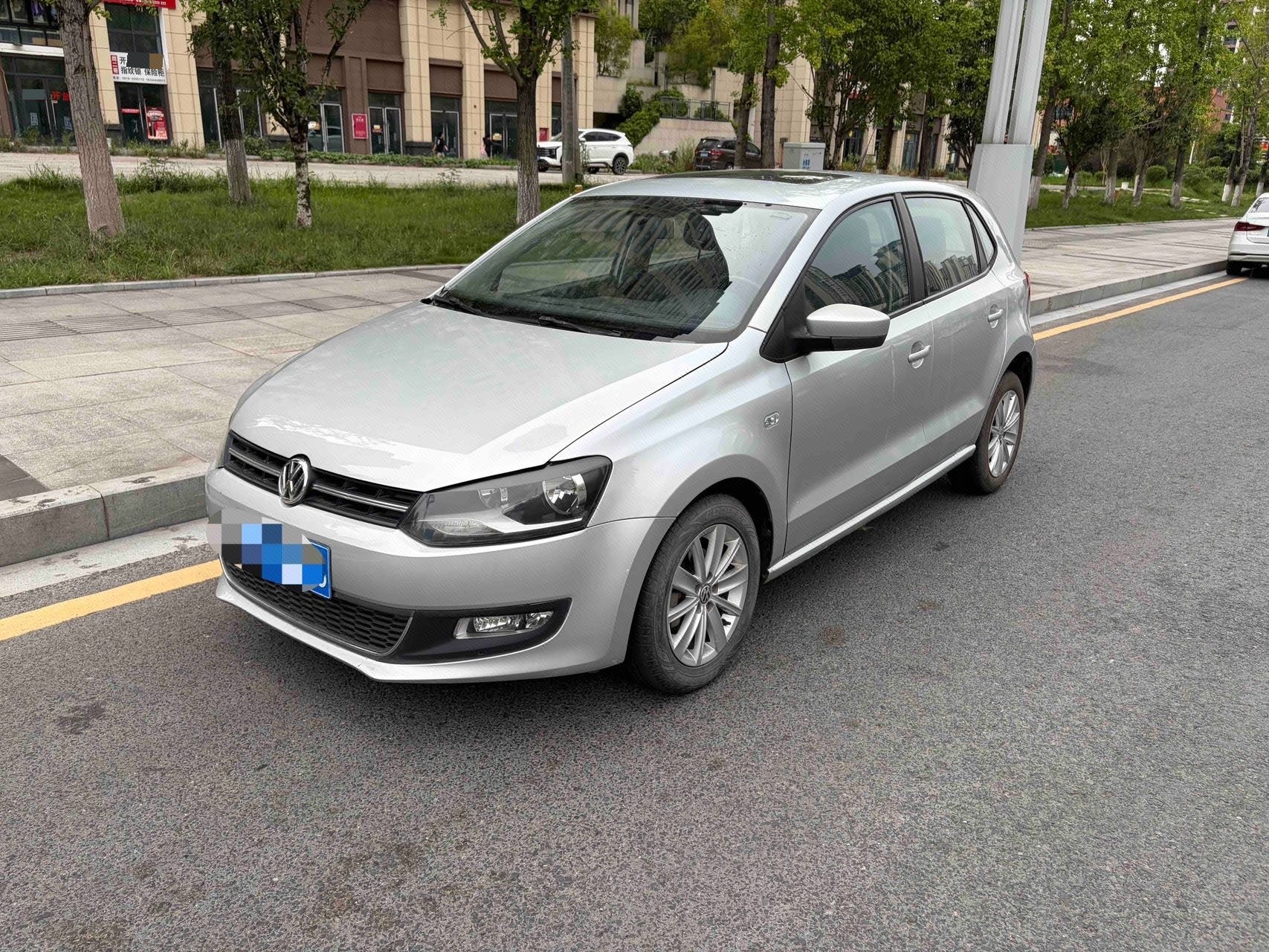Volkswagen Polo 2013 car image 