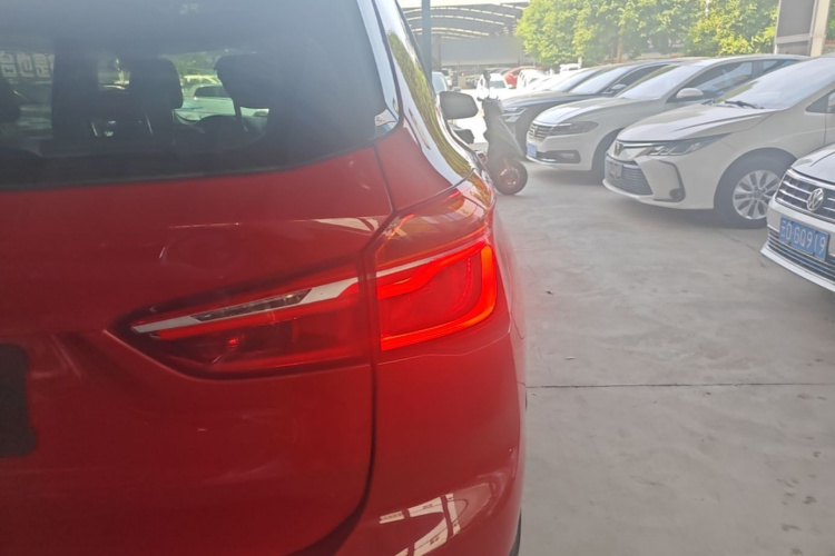 BMW X1 2017 #8 BMW X1 2017 immagine di auto #8