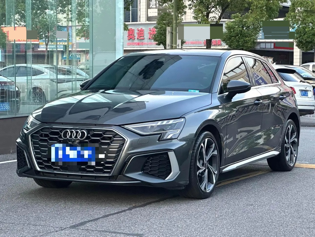 2022 immagine di auto 