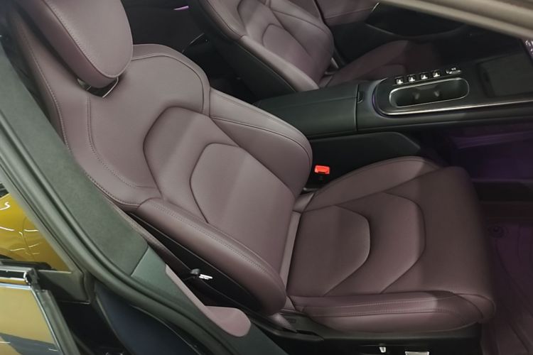 MI SU7 2025 car image #24