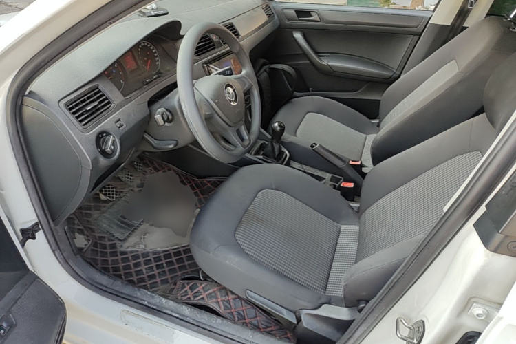 Volkswagen Santana 2019 #15 Volkswagen Santana 2019 car image #15