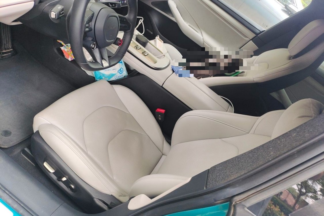 MI SU7 2024 car image #18