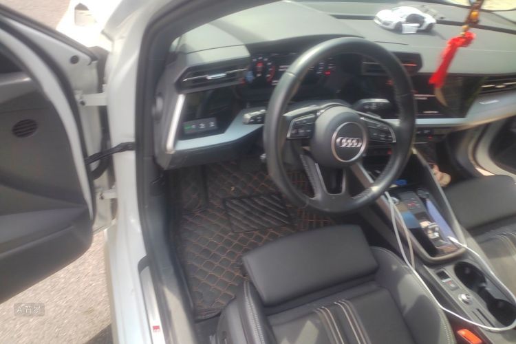 Audi A3 2024 car image #12