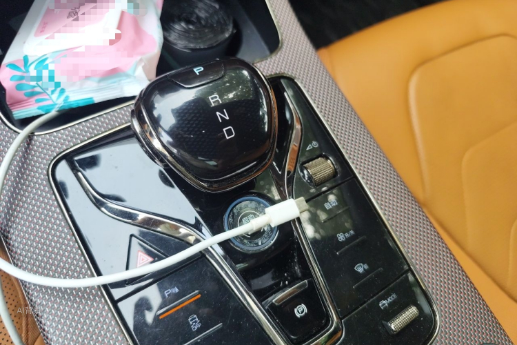 BYD Han 2022 #16 BYD Han 2022 car image #16