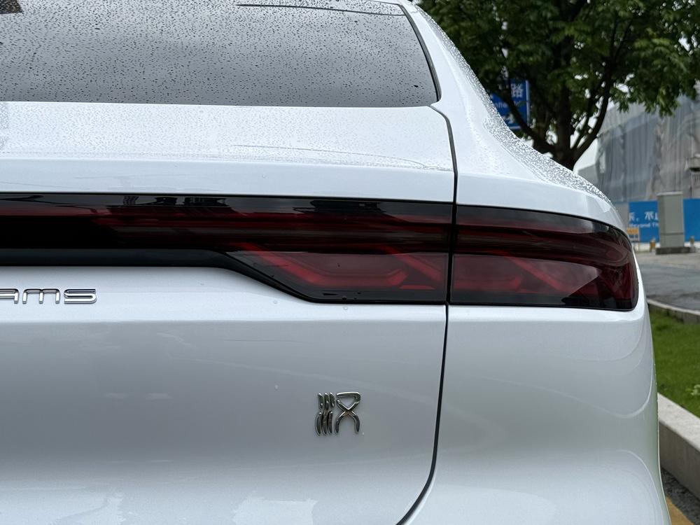 BYD Han 2022 car image #9