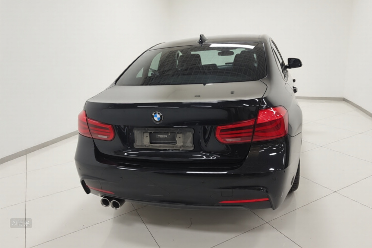 BMW 3 Series 2019 #6 BMW 3 Series 2019 car image #6