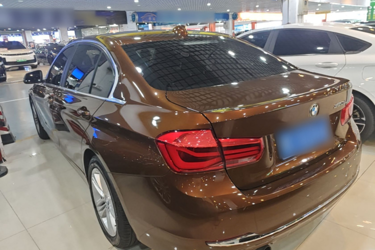 BMW 3 Series 2017 #5 BMW 3 Series 2017 car image #5