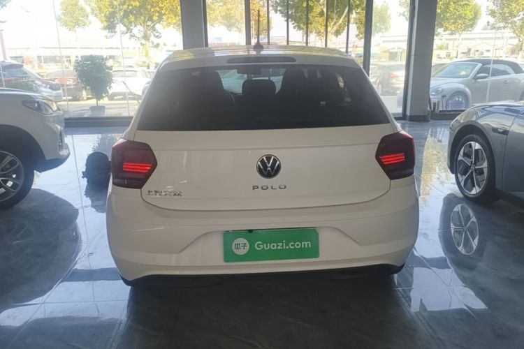 Volkswagen Polo 2022 car image #4