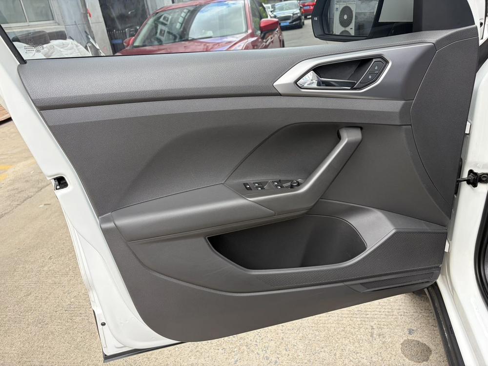 Volkswagen T-Cross 2021 #7 Volkswagen T-Cross 2021 car image #7