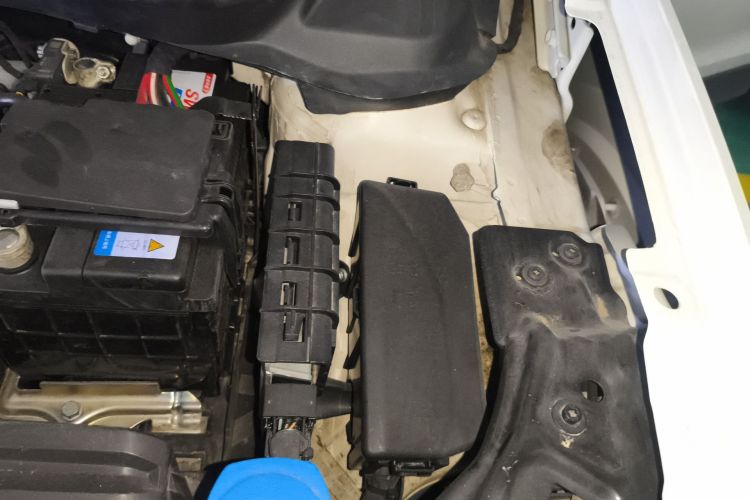 Volkswagen T-Cross 2021 car image #26