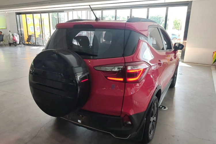 BYD Yuan New Energy 2019 #7 BYD Yuan New Energy 2019 car image #7