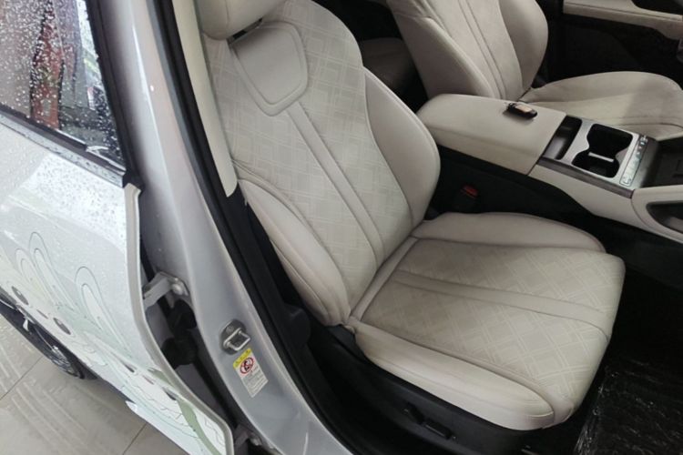BYD YuanUP 2025 car image #24