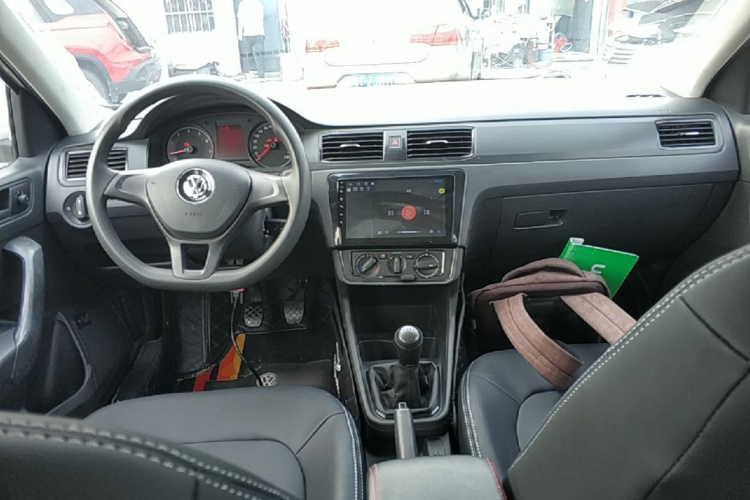 Volkswagen Santana 2017 #11 Volkswagen Santana 2017 car image #11