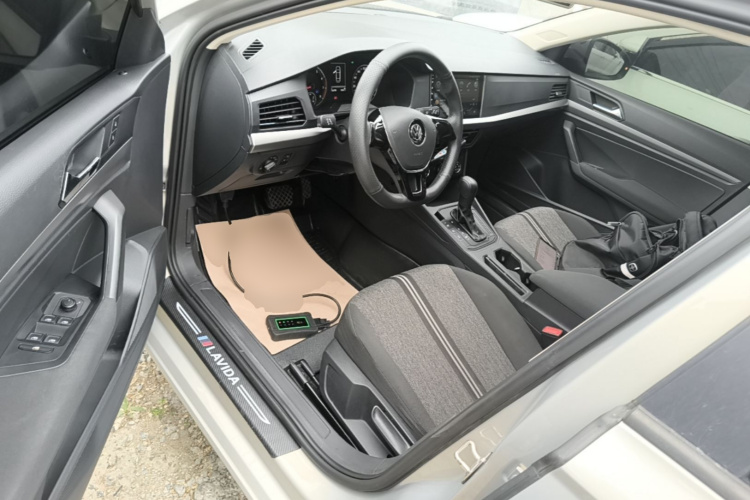 Volkswagen Lavida 2019 #16 Volkswagen Lavida 2019 car image #16