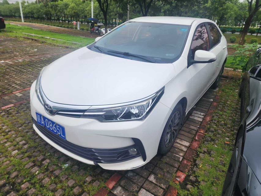 Toyota Corolla 2018 car image 