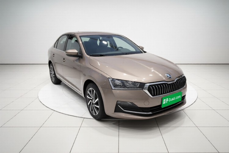 Skoda Rapid 2020 image de voiture #4