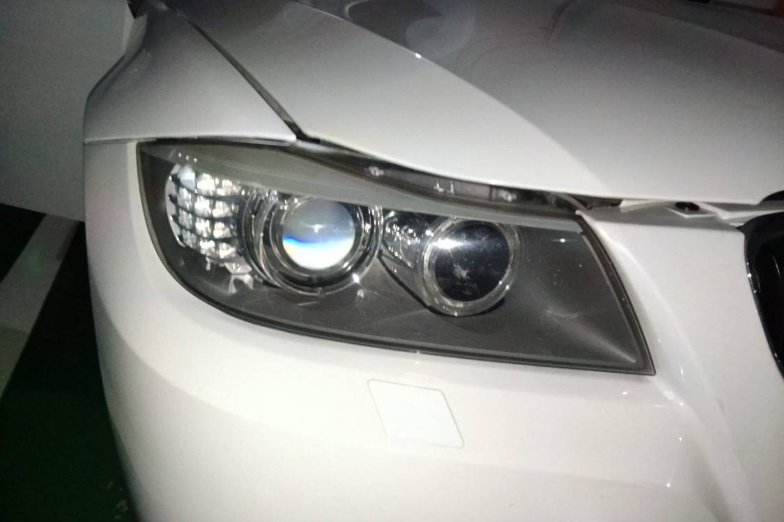 BMW 3 Series 2011 #7 BMW 3 Series 2011 car image #7