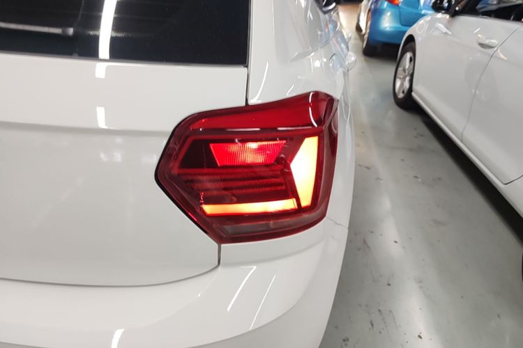 Volkswagen Polo 2021 car image #8