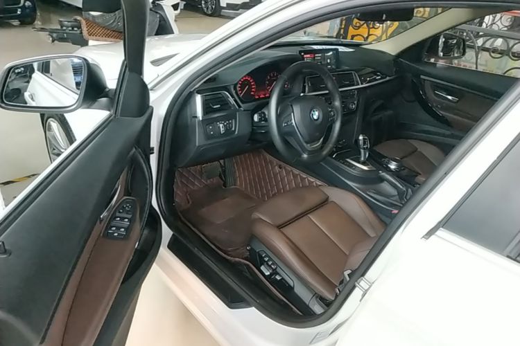 BMW 3 Series 2019 #12 BMW 3 Series 2019 car image #12