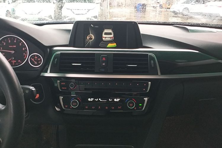 BMW 3 Series 2016 #17 BMW 3 Series 2016 car image #17