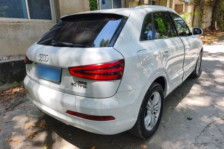 Audi Q3 2016 #7 Audi Q3 2016 car image #7