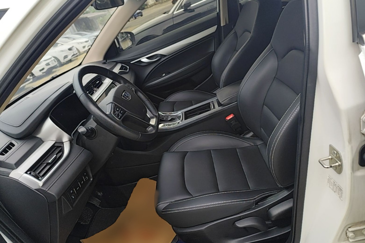 GEELY Emgrand 2018 image de voiture #15