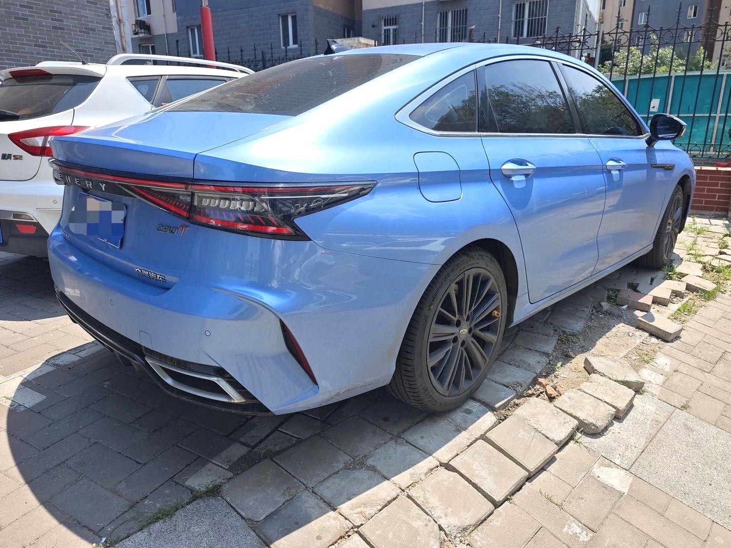 Chery Arrizo 8 2022 car image #2