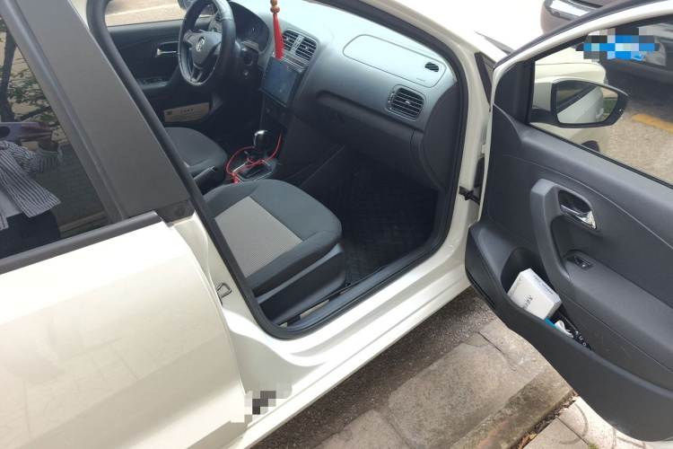 Volkswagen Polo 2018 #23 Volkswagen Polo 2018 car image #23