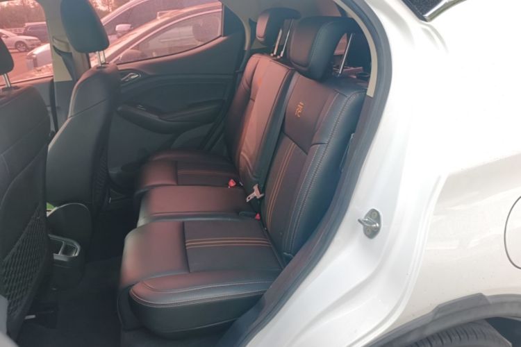 BYD Yuan 2018 #17 BYD Yuan 2018 immagine di auto #17