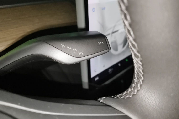 Tesla Model Y 2021 #18 Tesla Model Y 2021 car image #18