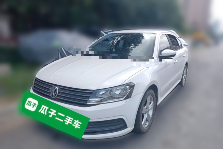 Volkswagen Lavida 2017 car image #2