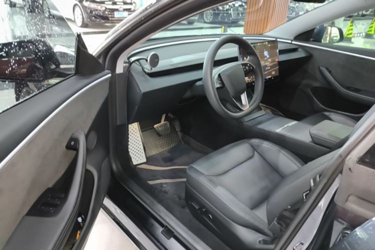 Tesla Model 3 2024 #16 Tesla Model 3 2024 car image #16