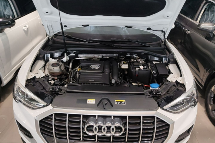 Audi Q3 2023 #22 Audi Q3 2023 car image #22