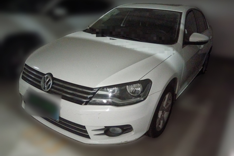 Volkswagen Bora 2016 car image #2