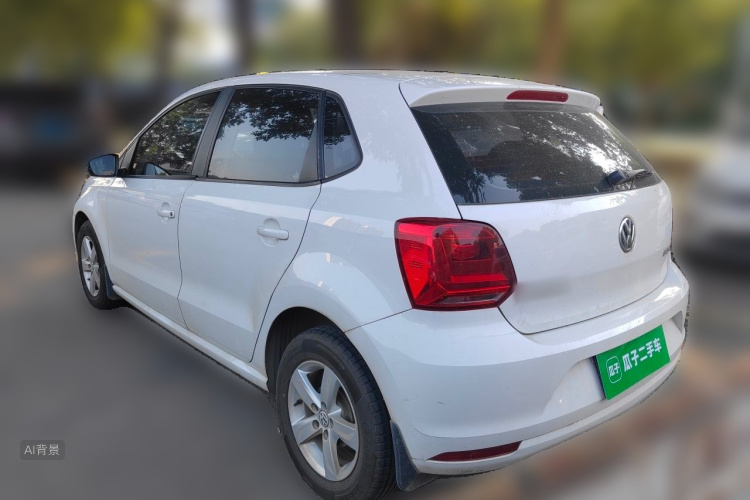 Volkswagen Polo 2016 car image #5