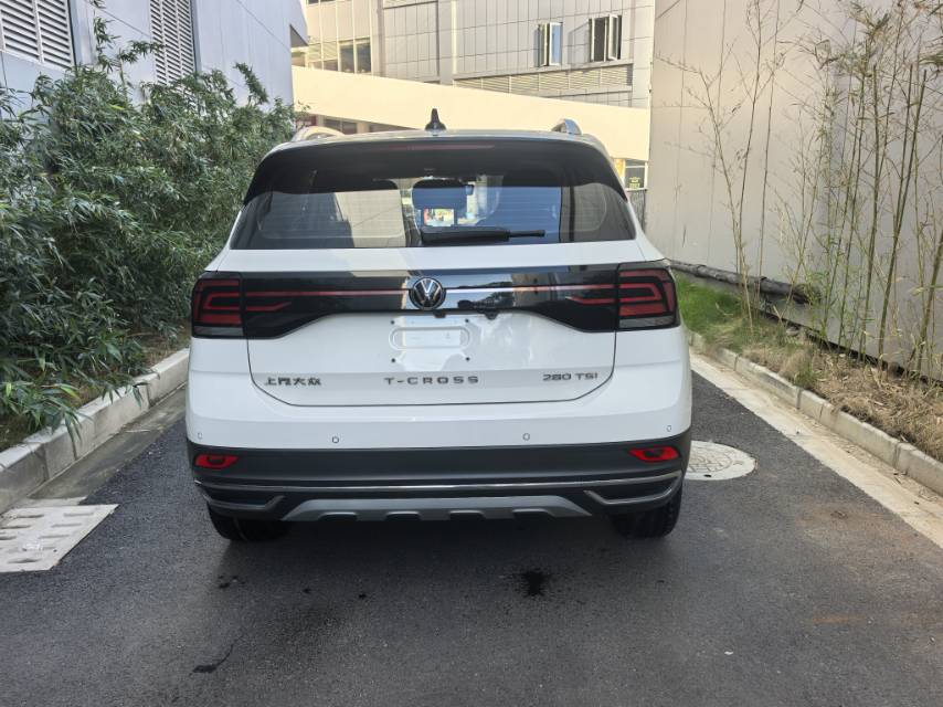 Volkswagen T-Cross 2021 #4 Volkswagen T-Cross 2021 изображение автомобиля #4