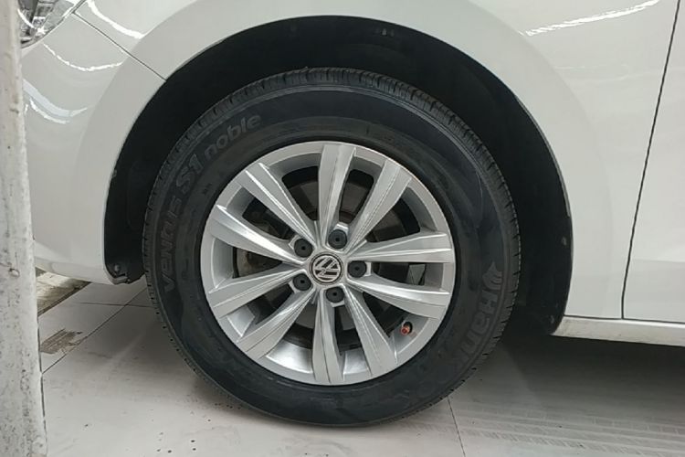 Volkswagen Bora 2019 car image #9