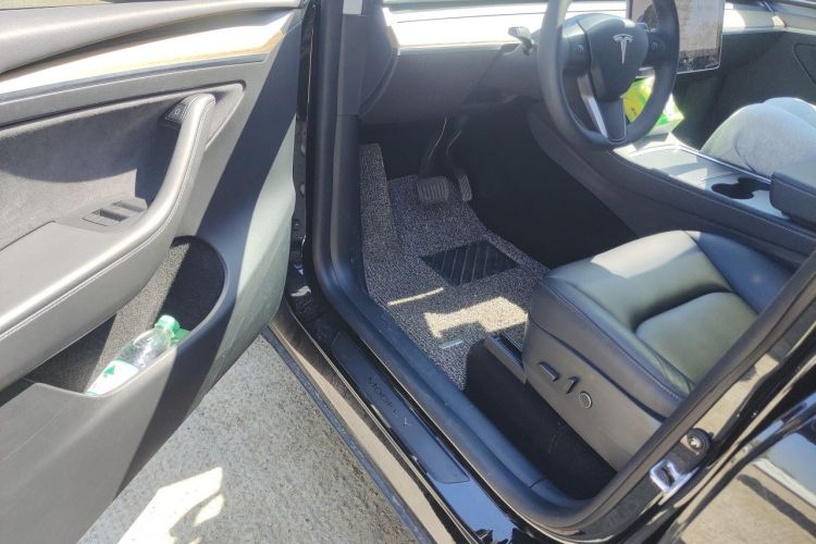 Tesla Model Y 2021 #9 Tesla Model Y 2021 immagine di auto #9