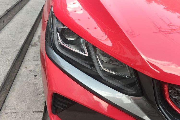 GEELY Coolray 2021 car image #8