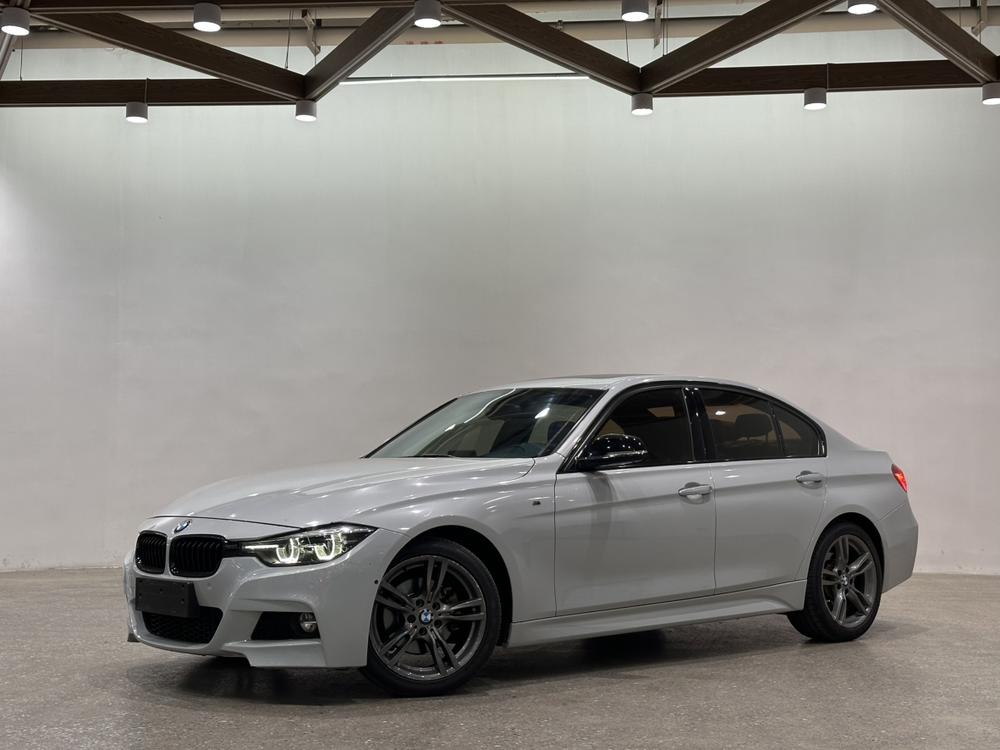 BMW 3 Series 2018 car image 