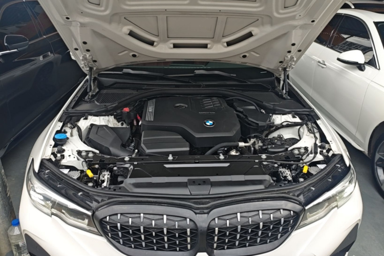 BMW 3 Series 2022 #20 BMW 3 Series 2022 car image #20
