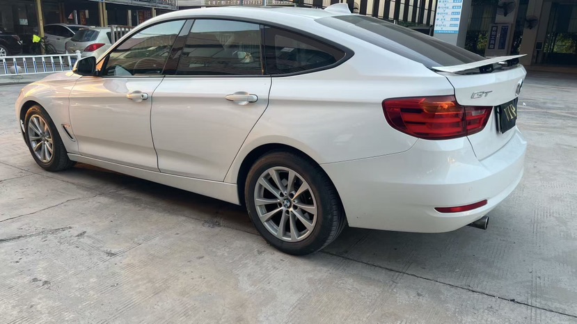 BMW 3 Series GT 2014 #4 BMW 3 Series GT 2014 car image #4