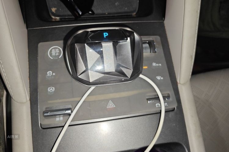 BYD YuanUP 2024 car image #16