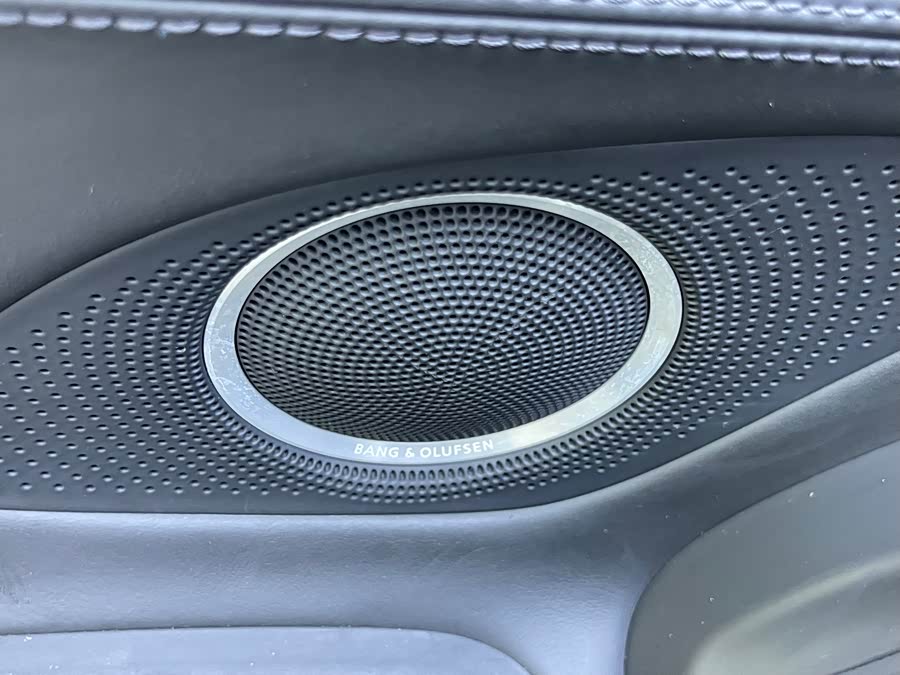 Audi R8 2009 car image #16